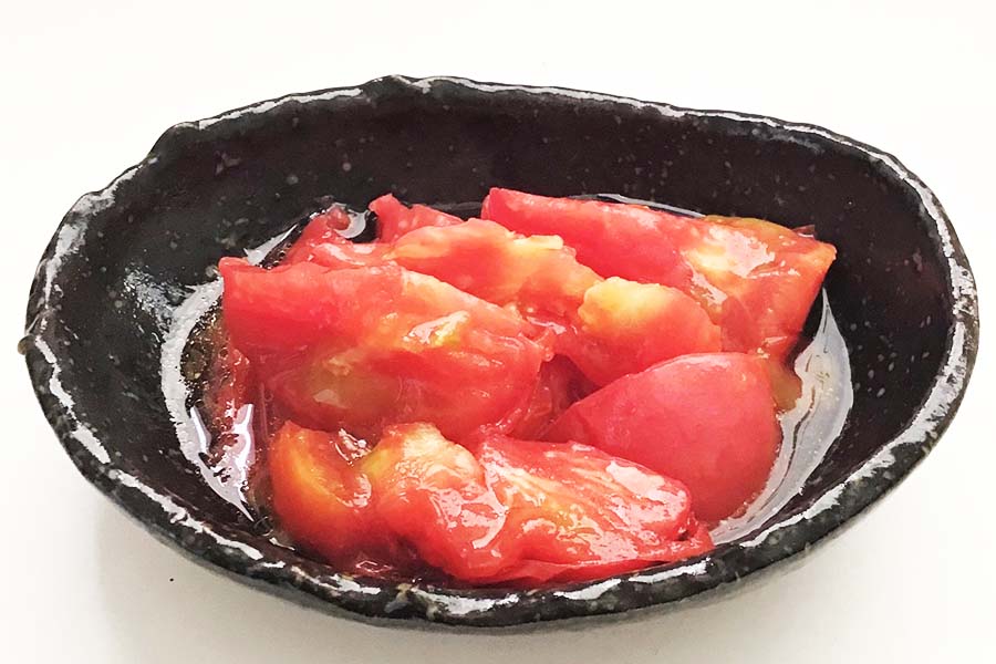 トマトの「煮びたし」　冷めてもおいしい【写真：Hint-Pot編集部】
