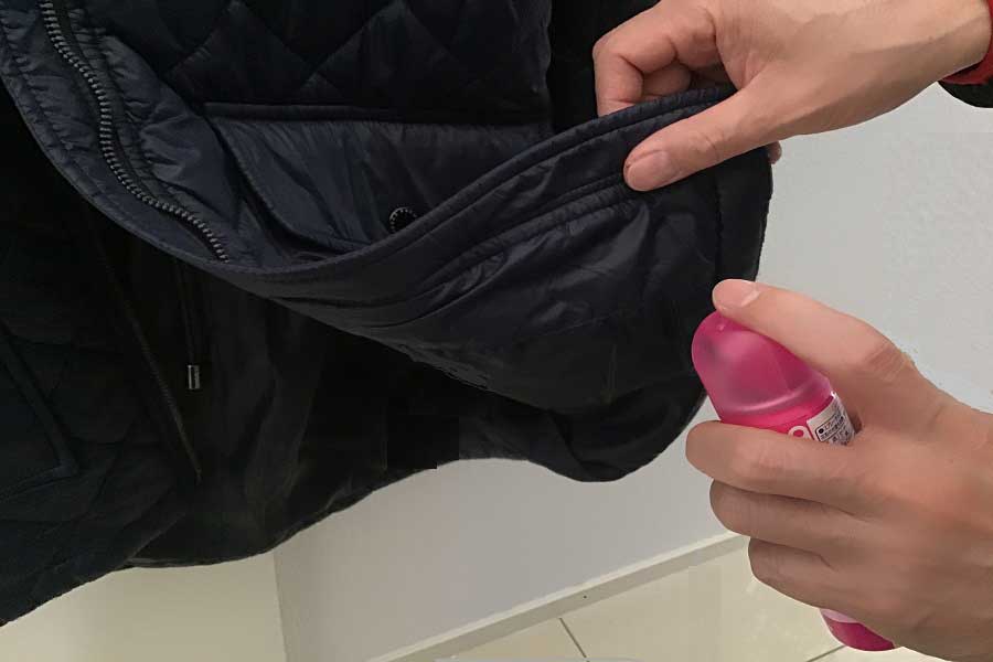静電気予防スプレーを衣類に活用（写真はイメージ）【写真：Hint-Pot編集部】