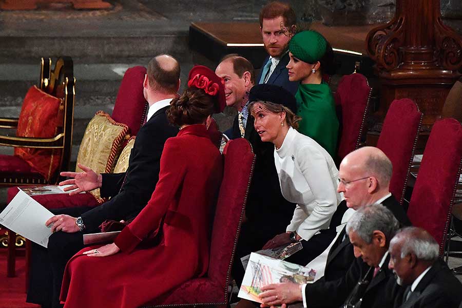 2020年3月9日の「コモンウェルス・デー」式典。改めて見るとエドワード王子夫妻が仲をつないでいるようにも？【写真：Getty Images】