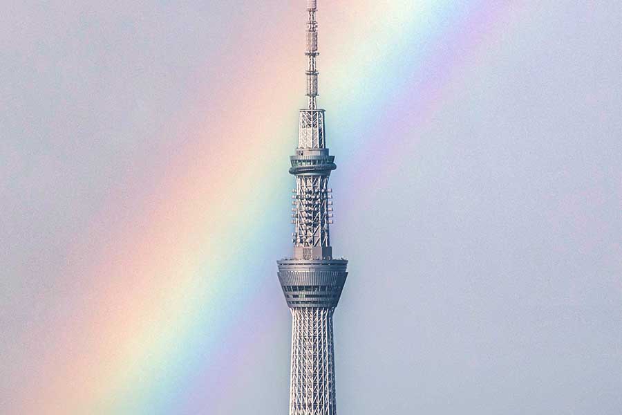 スカイツリーにかかる巨大な虹 