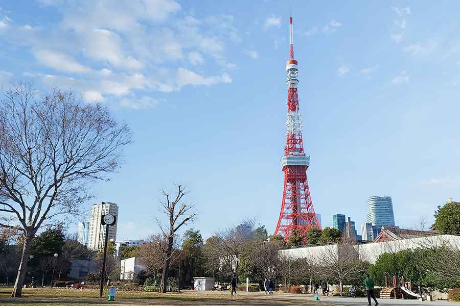 東京タワーでおなじみ「芝公園」。東京らしさはあるが都営三田線らしさはない？【写真：写真AC】
