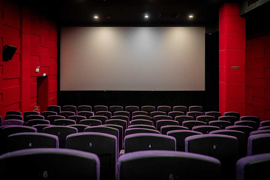 劇場ならではの体験といっても限度は存在？（写真はイメージ）【写真：Getty Images】