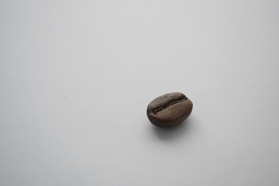 アート作品を作り始めるきっかけになったコーヒー豆【写真提供：キボリノコンノ（@kibori_no_konno）さん】