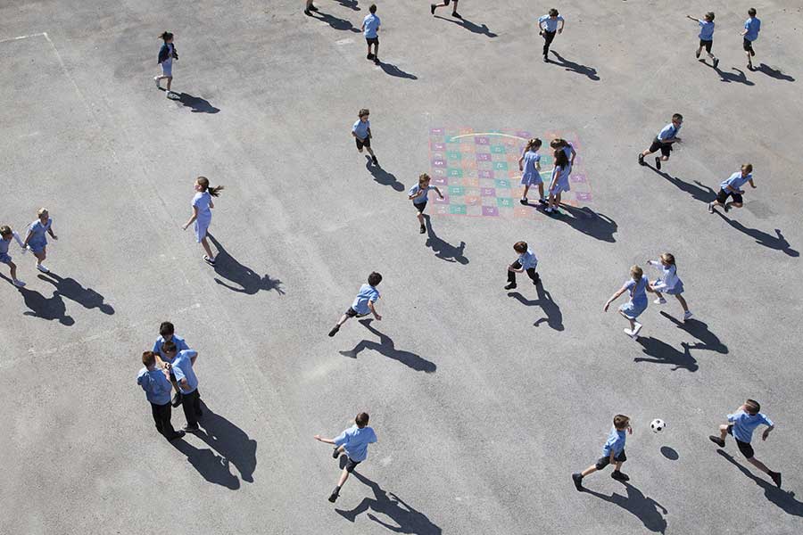さまざまな背景を持つ子どもたち。ともに学ぶことの可能性とは（写真はイメージ）【写真：Getty Images】