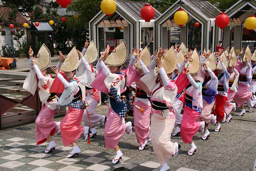 「アワ」の名が付く伝統芸能、「阿波踊り」（写真はイメージ）【写真：写真AC】