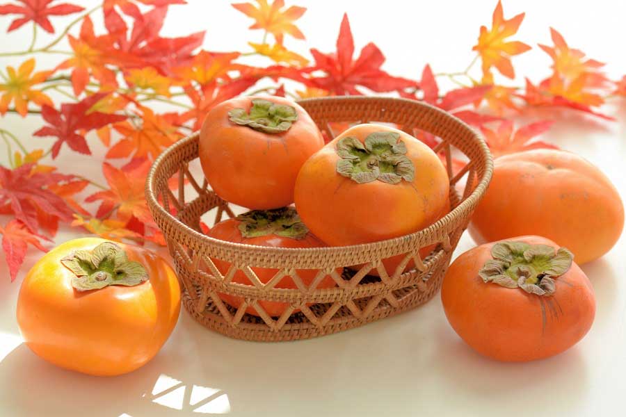 柿は日本の秋を代表する果物（写真はイメージ）【写真：写真AC】