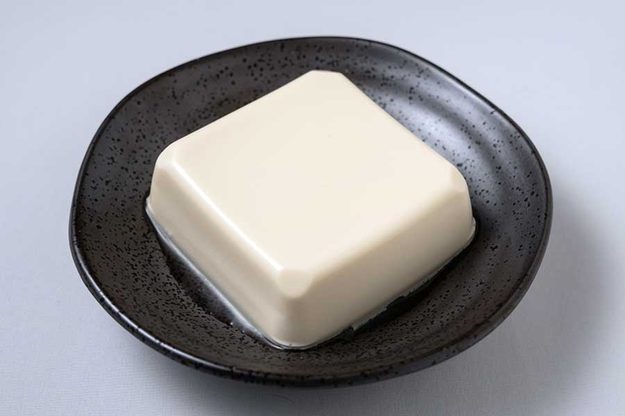 豆腐はさまざまな料理に使える万能食材（写真はイメージ）【写真：写真AC】