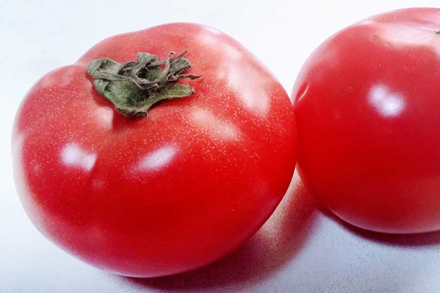 夏が旬の野菜で栄養も豊富なトマト（写真はイメージ）【写真：写真AC】