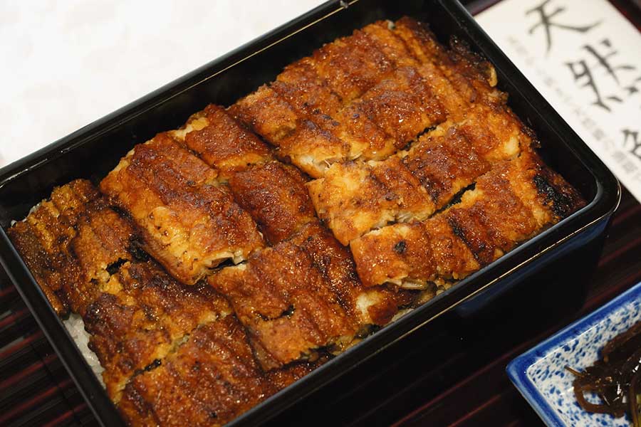 伊藤七段が昼食に選んだ「天然鰻の鰻重」【写真提供：日本将棋連盟】