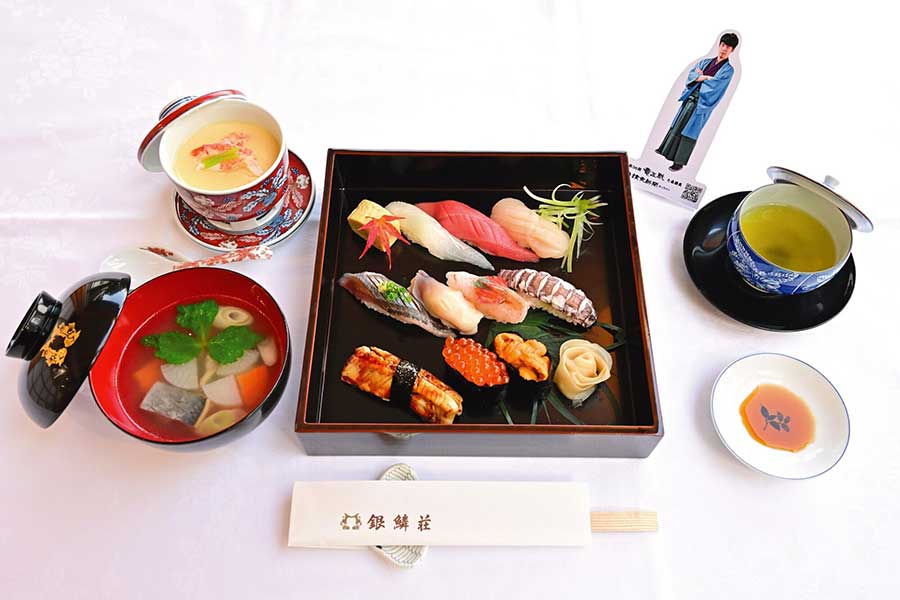 藤井聡太八冠が昼食に選んだ「握り寿司」【写真提供：日本将棋連盟】