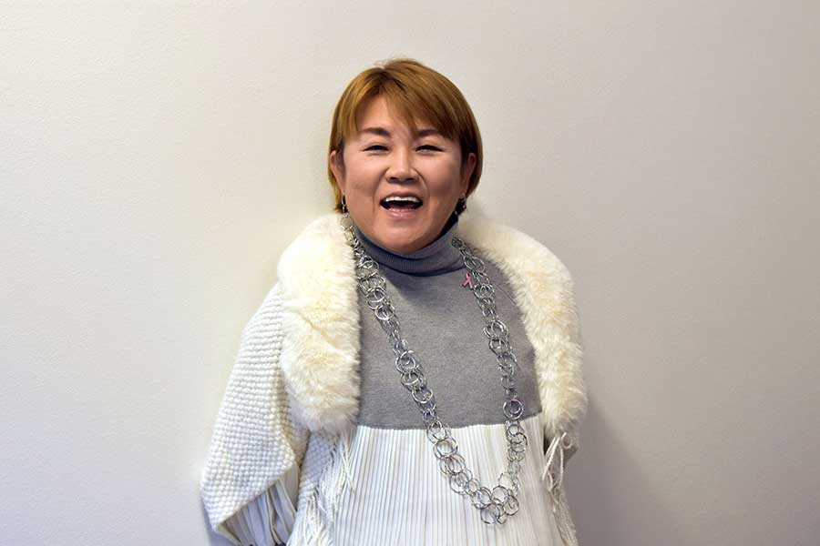 「餃子やシュウマイの皮は便利なので、買っておくべき」という山田邦子さん【写真：Hint-Pot編集部】