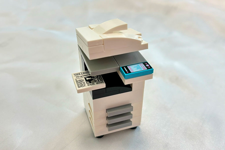 レゴで作られたミニチュアのコピー機【写真提供：ジュネ（@jeunetleaf）さん】