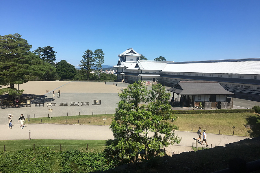 加賀百万石前田家の居城跡が残る、金沢城公園【写真提供：ロミュアルドさん】