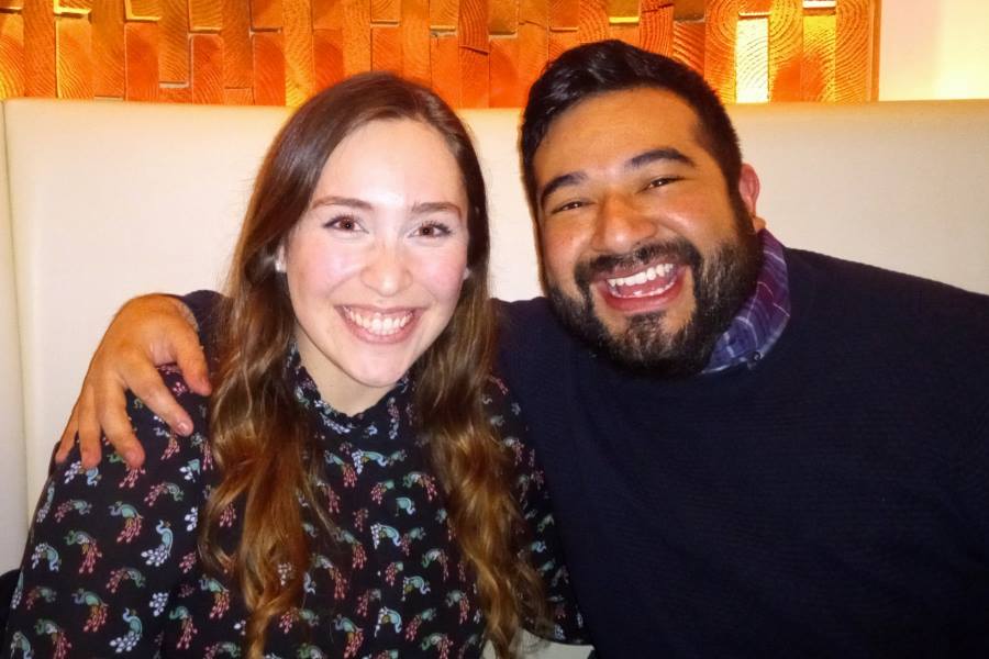 メキシコ人の「駐夫」であるエドガーと、グローバルな飲料メーカーで働く美人妻のパムさん【写真：ユキ】