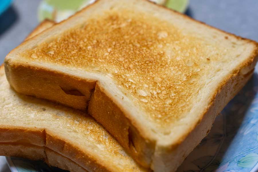 朝食の定番、トースト（写真はイメージ）【写真：写真AC】