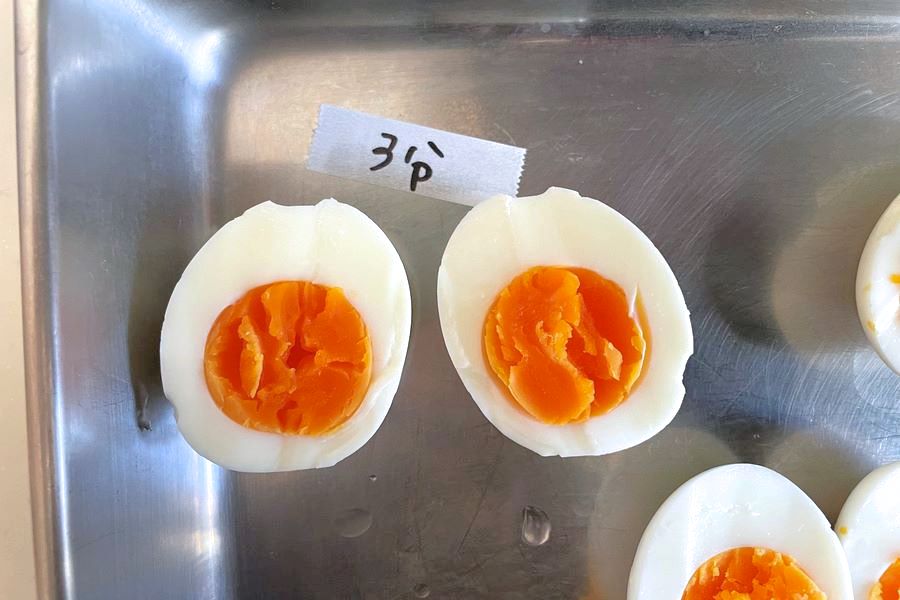 3分蒸した卵【写真：Hint-Pot編集部】