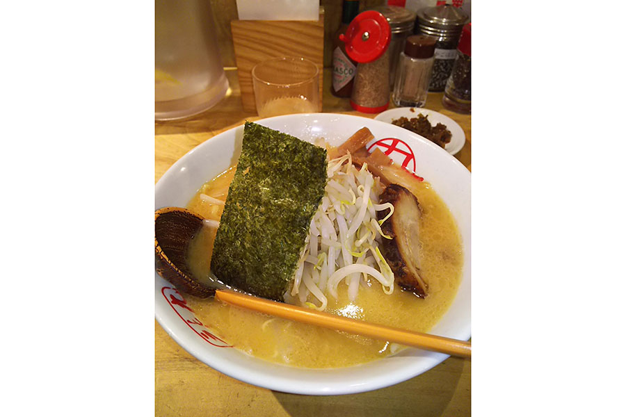 スープパスタの一種と言えなくもない日本のラーメン【写真：Hint-Pot編集部】