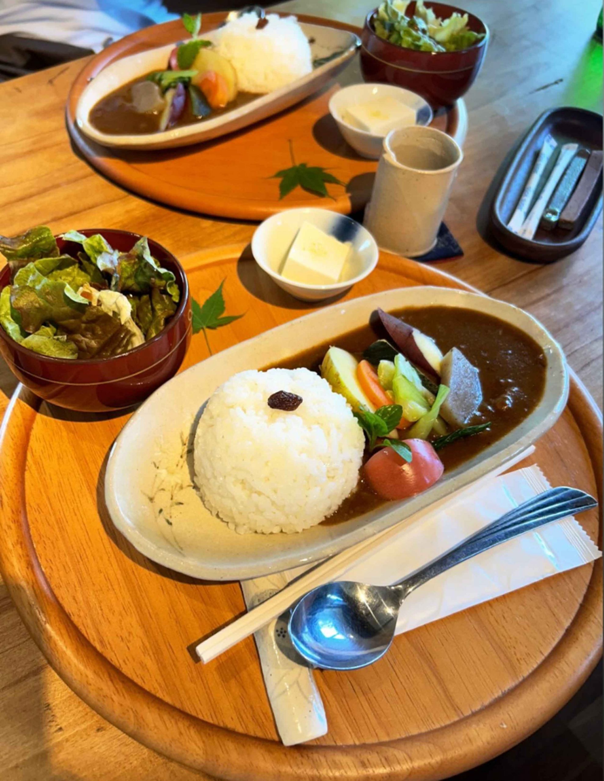 日本の味が忘れられないアメリカ人が食べたカレー【写真提供：カーリー】