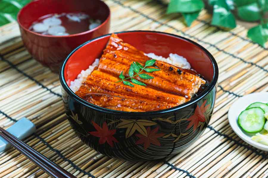 土用の丑の日にうな丼（写真はイメージ）【写真：写真AC】