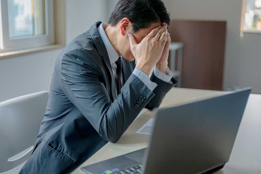 更年期障害に悩む男性も（写真はイメージ）【写真：写真AC】