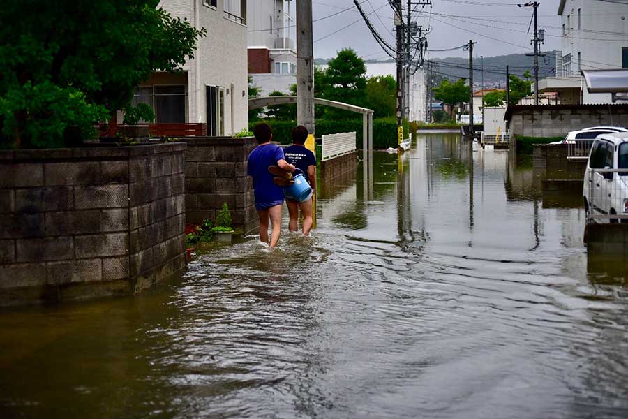 台風やゲリラ豪雨などで冠水することも（写真はイメージ）【写真：PIXTA】