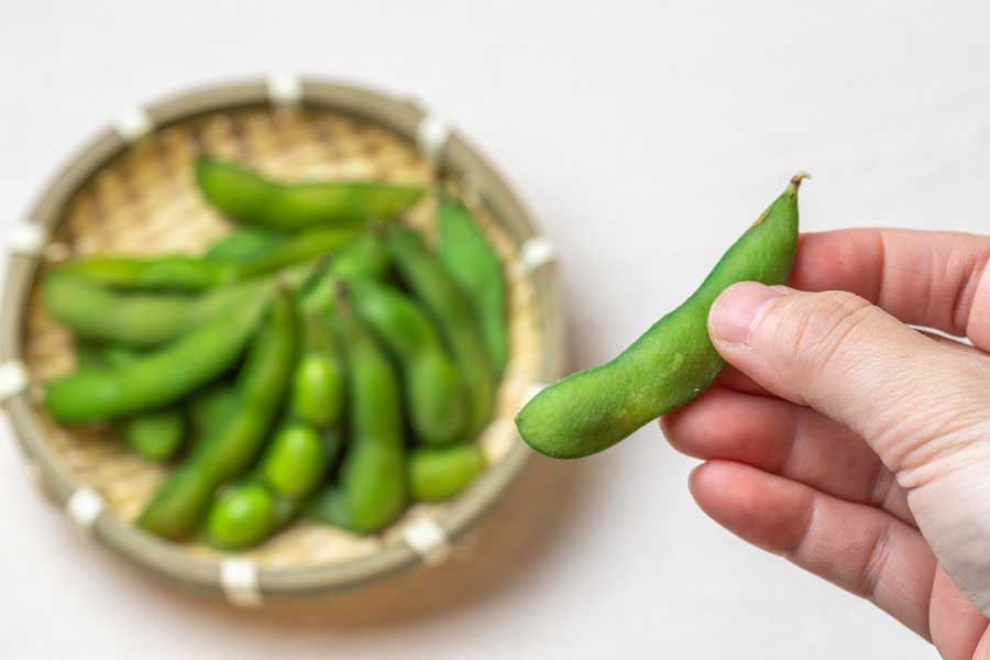 お酒のおともにぴったりな枝豆（写真はイメージ）【写真：写真AC】