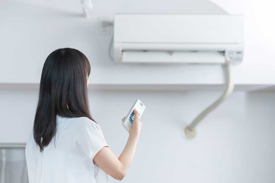 夏に大活躍したエアコン。節電するにはどうすればいい？（写真はイメージ）【写真：PIXTA】