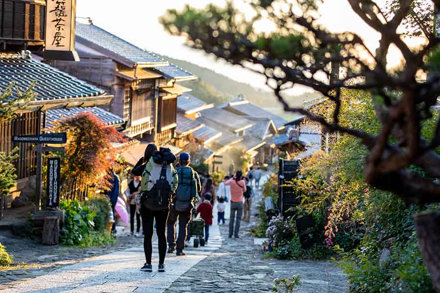 宿場町の風情が魅力のひとつである中山道【写真：PIXTA】