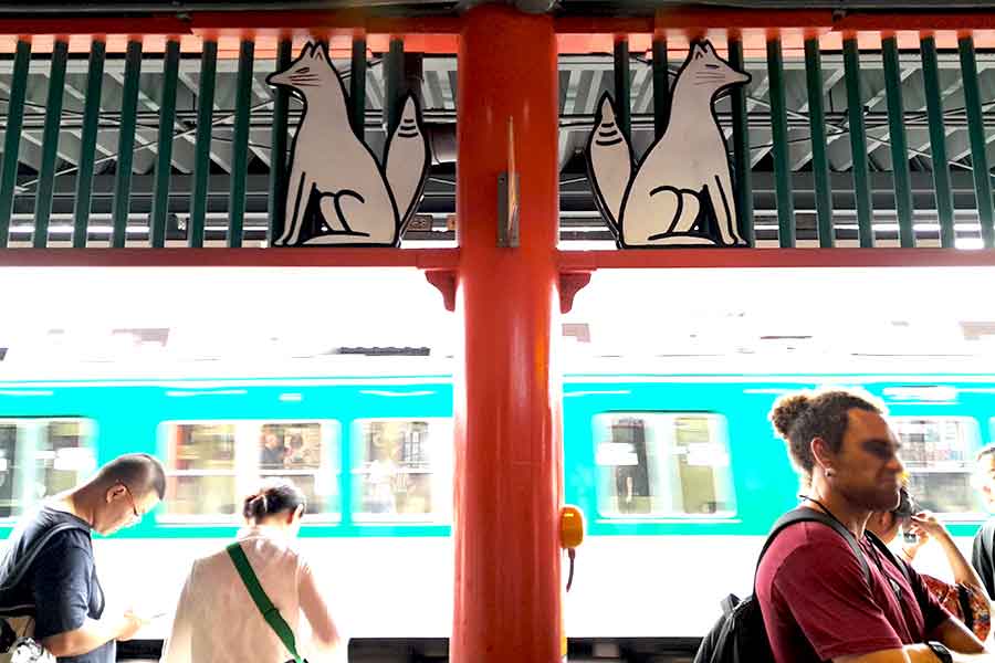 2017年にリニューアルした京阪本線の伏見稲荷駅【写真提供：リッチー】