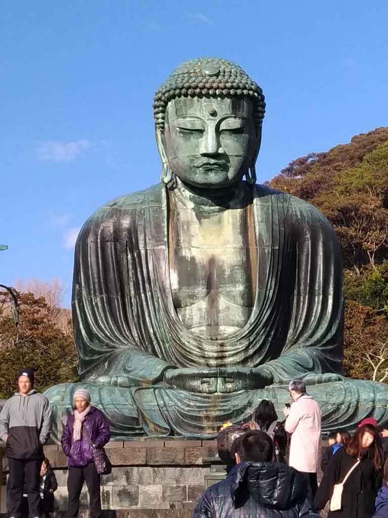 「鎌倉大仏」として親しまれる、神奈川県鎌倉市長谷の高徳院にある阿弥陀如来坐像【写真：Hint-Pot編集部】