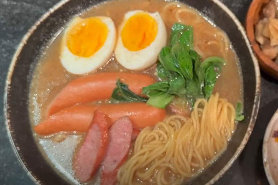 Amiさんがファビオさんに作った、子どもたちも大好きなラーメン（画像はスクリーンショット）