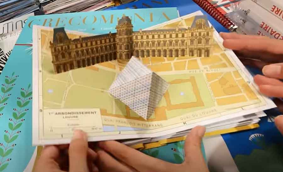 パリの名所が飛び出す仕様が素敵な絵本（画像はスクリーンショット）