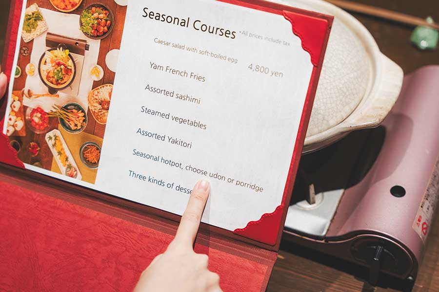 ミシェルさんとアンさんの体感では、英語のメニューを置いている飲食店は10％ほど!?（写真はイメージ）【写真：PIXTA】