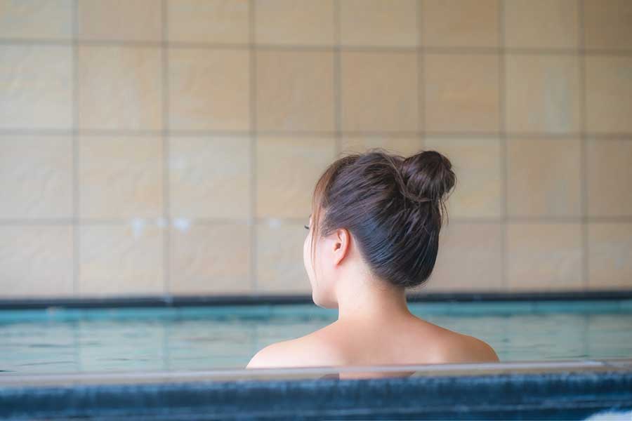 スペイン人は、日本人が裸で温泉に入ることに驚愕（写真はイメージ）【写真：写真AC】