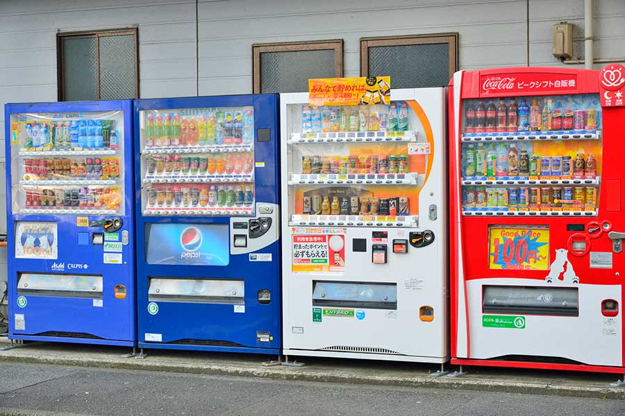 日本の自動販売機は、飲み物の種類が驚くほど豊富（写真はイメージ）【写真：PIXTA】