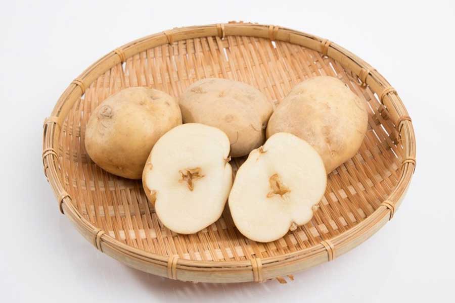 中心空洞症と呼ばれる現象が起こったジャガイモ（写真はイメージ）【写真：PIXTA】