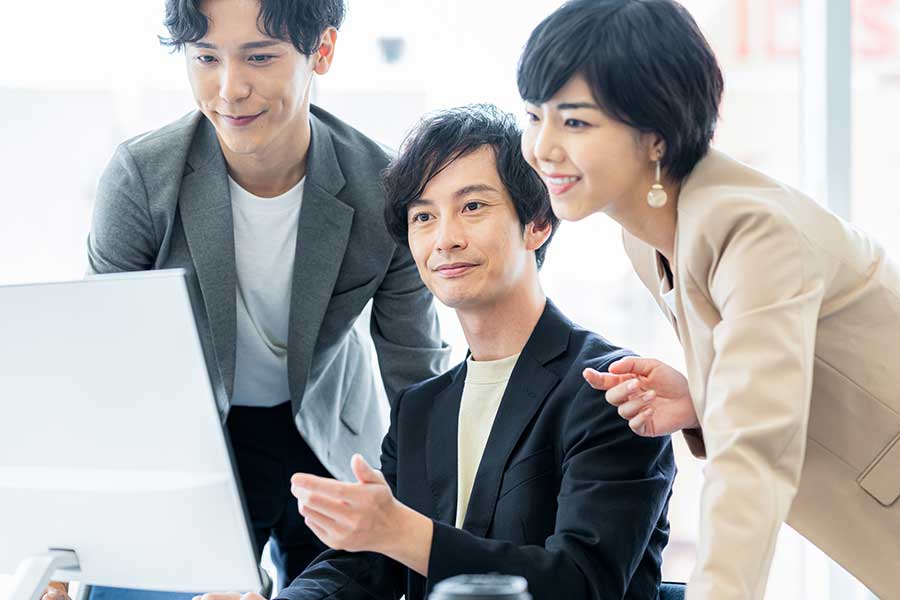 「子育てペナルティ」が少ない国には、ワークシェアリングが浸透していることも（写真はイメージ）【写真：PIXTA】