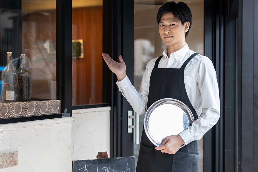 予約せずに入った店で調整してもらい、無事に利用できたことに感激（写真はイメージ）【写真：PIXTA】