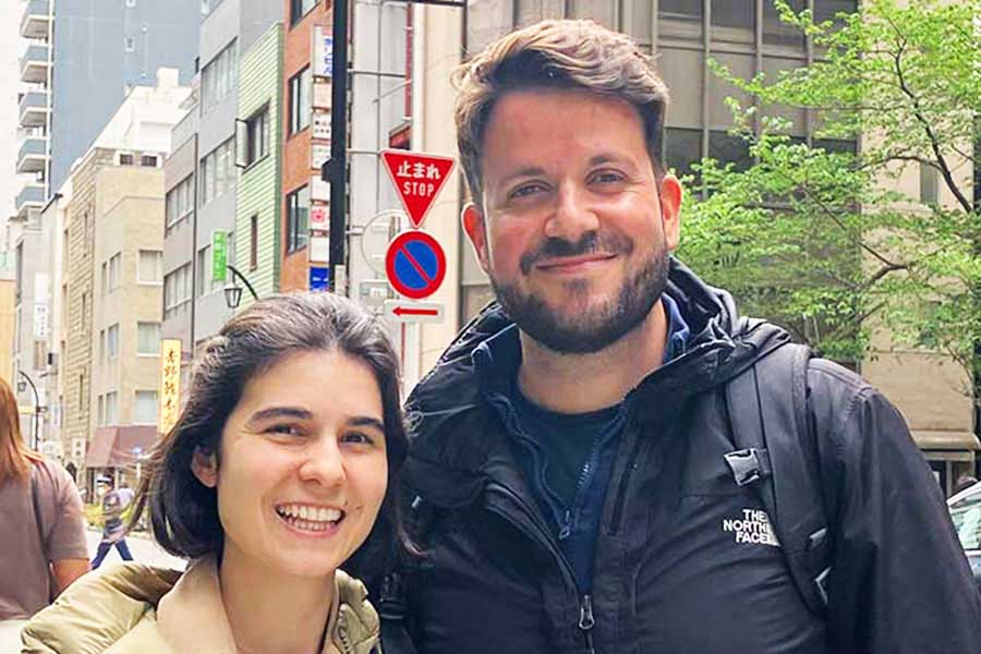 スペイン・バレンシア出身のボルハさん（右）とアイダさん【写真：Hint-Pot編集部】