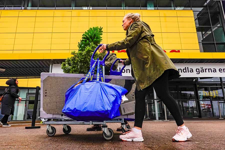 IKEAオリジナルのバッグ。大きめサイズと丈夫さで人気のアイテムだが、海外だと、あまり外で普段使いするものではないそう（写真はイメージ）【写真：Getty Images】