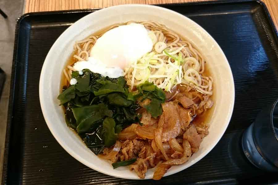 立ち食いそばのスピーディさに驚き（写真はイメージ）【写真提：写真AC】