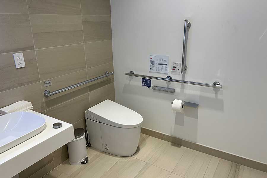 アメリカのショールームにある実際の体験トイレ【写真提供:TOTO】