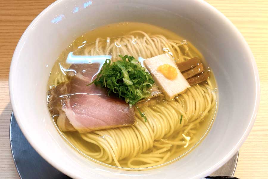 ラーメンの価格にびっくり（写真はイメージ）【写真：写真AC】