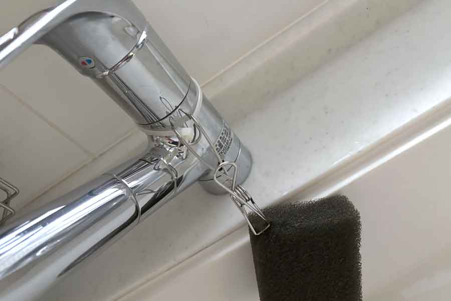 定位置に置かない、スポンジラックが良い【写真：伊藤まき】