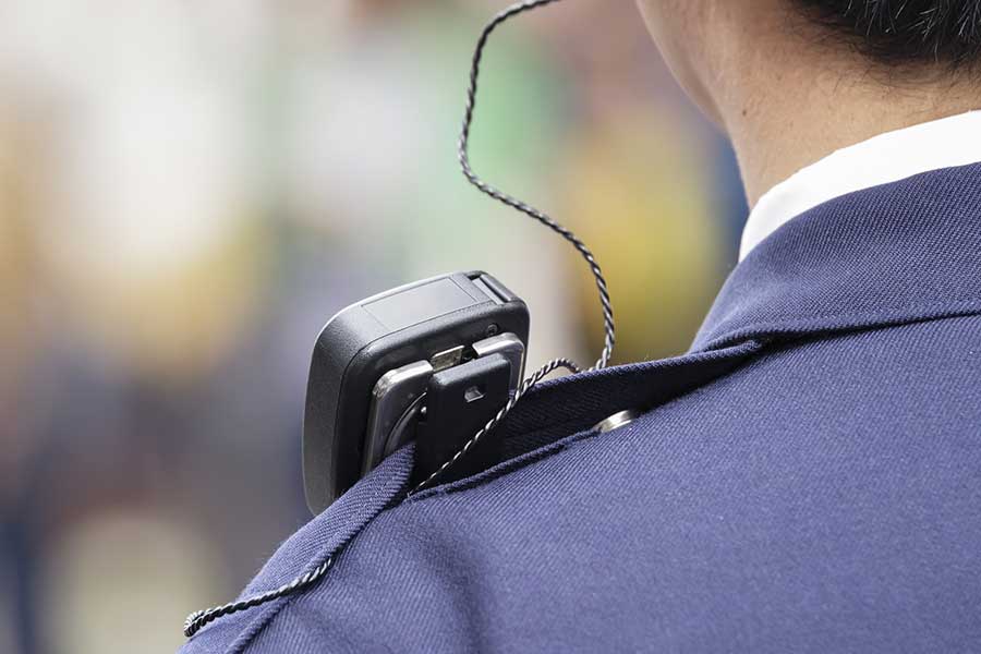 市民の安全を守るため、さまざまな場所で職務を遂行する警察官（写真はイメージ）【写真：写真AC】