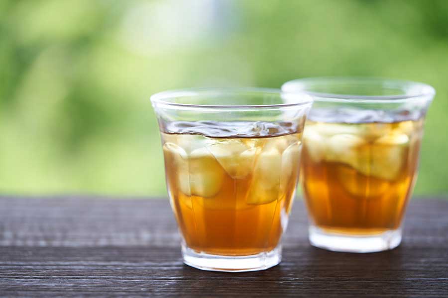 ミネラル入りの麦茶（写真はイメージ）【写真：PIXTA】