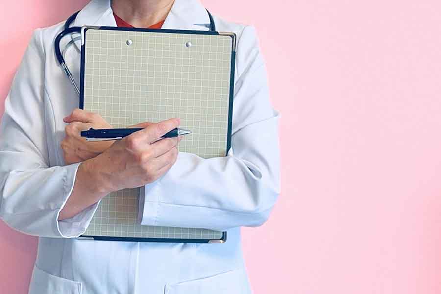 「妊娠しにくいかも」と感じているなら、パートナーと話し合って早めの受診を（写真はイメージ）【写真：写真AC】