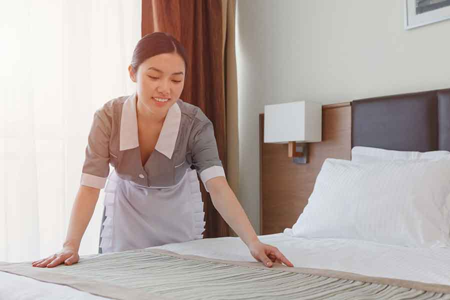 ホテルの清掃スタッフへの配慮も忘れずに（写真はイメージ）【写真：写真AC】