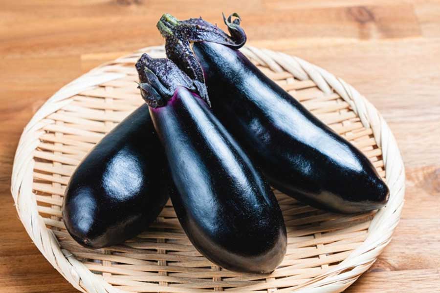 みずみずしいナス（写真はイメージ）【写真：写真AC】