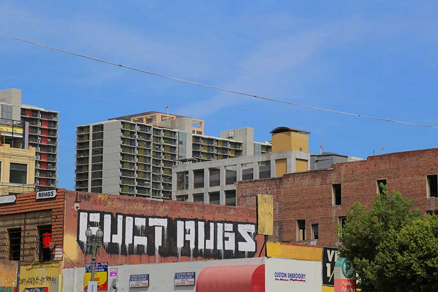 アメリカのアパートでは驚くような出来事も（写真はイメージ）【写真：PIXTA】